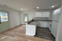 96 Chapman Drive photo 4