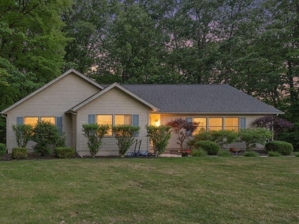 12589 Ed Berth Drive, New Buffalo, MI 49117