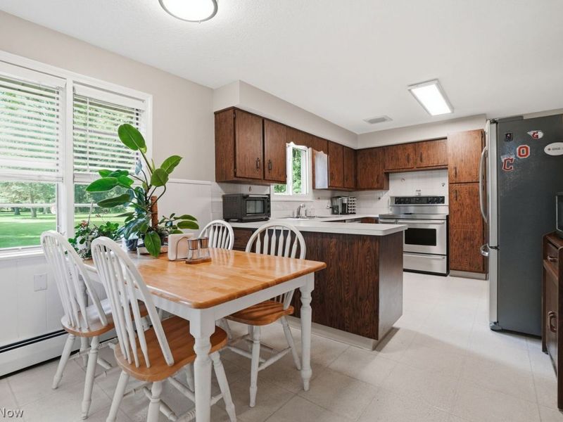 8134 Mentor Avenue, Mentor, OH 44060 Photo 6