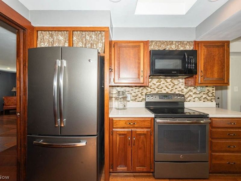 703 N Union Avenue , Salem, OH 44460 Photo 15