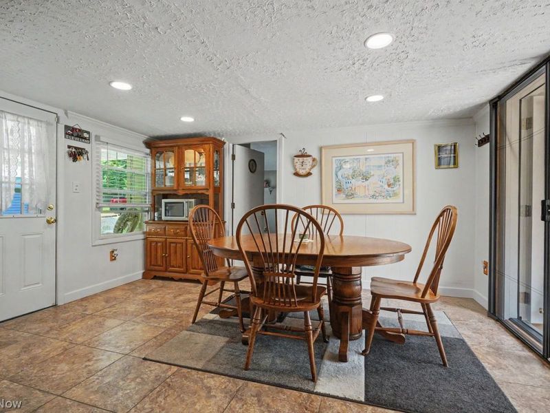 142 Van Evera Road, Tallmadge, OH 44278 Photo 14