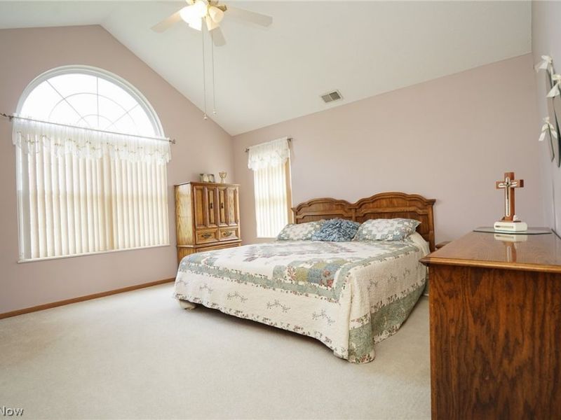 695 E Western Reserve Road, Unit 702, Poland, OH 44514 Photo 18