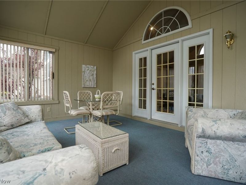 695 E Western Reserve Road, Unit 702, Poland, OH 44514 Photo 8