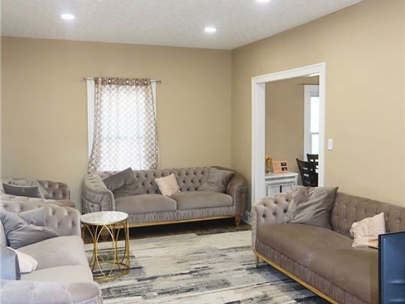 13716 Tyler Avenue, Cleveland, OH 44111 Photo 3