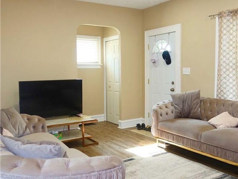 13716 Tyler Avenue, Cleveland, OH 44111 Photo 4
