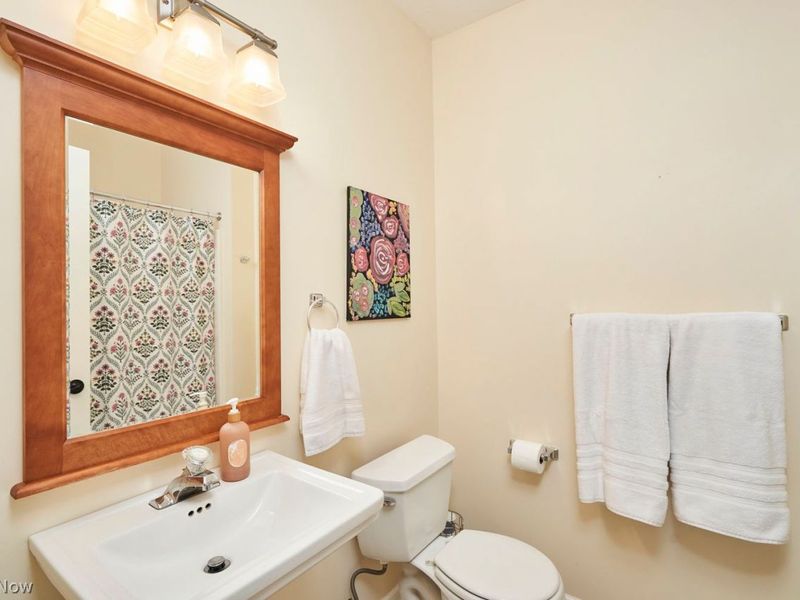 726 Brentwood Boulevard, Akron, OH 44321 Photo 22
