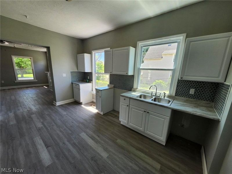 1884 E 81st Street, Unit 1, Cleveland, OH 44103 Photo 6