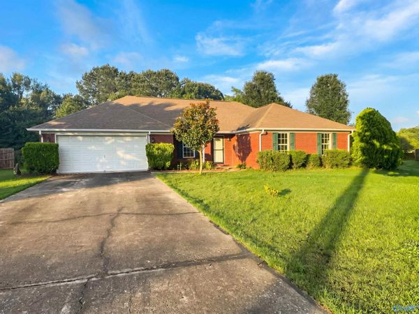 223 Williston Drive, Huntsville, AL 35806