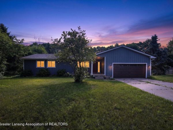 16871 Cynthia Lane, Haslett, MI 48840