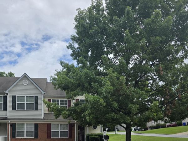 6109 Hickory Lane Drive, Union City, GA 30291