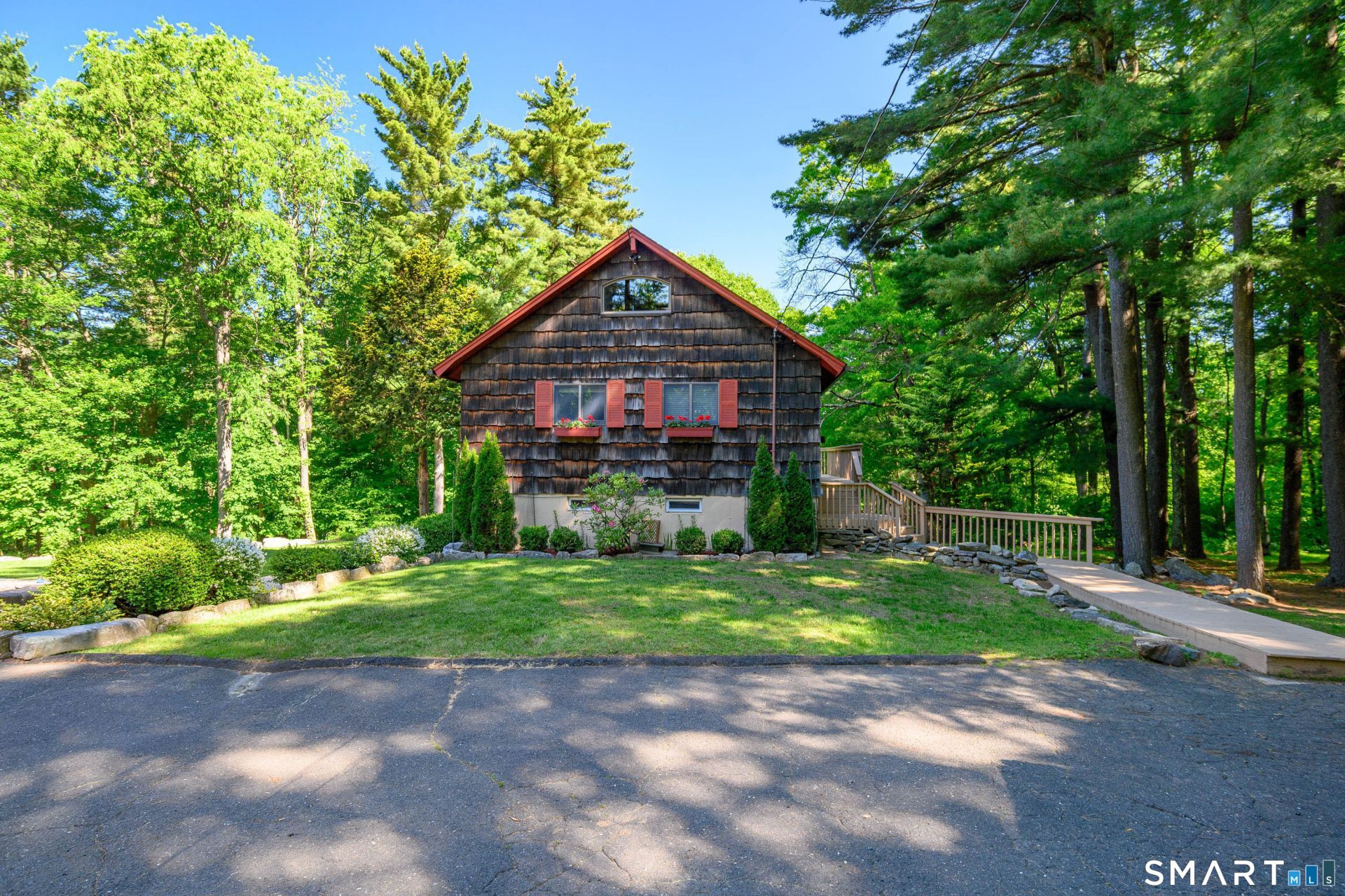 238 Pine Hill, New Fairfield, CT 06812 Main Photo