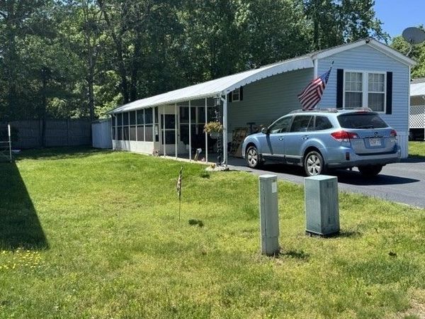 556 Central Street, Unit 179, Leominster, MA 01453