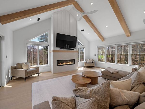 15 Spring Hill Farm Road, Wenham, MA 01984