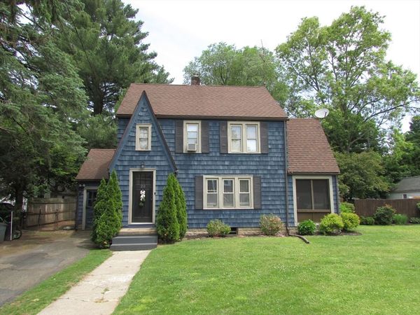 20 Fallston St, Springfield, MA 01119