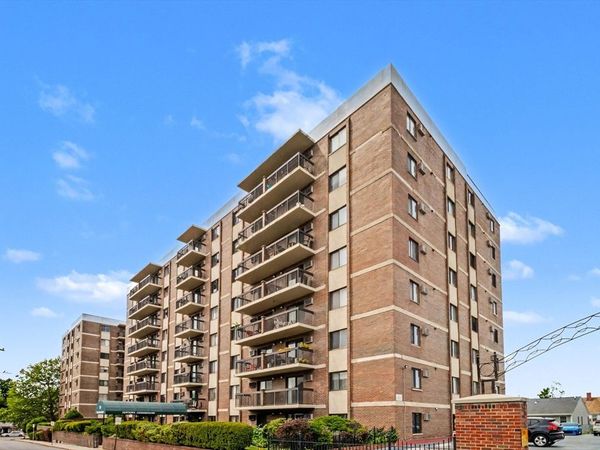 10 William St, Unit #37, Watertown, MA 02472