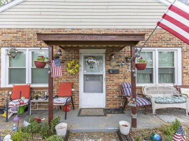 2292 LEE HWY, MOUNT SIDNEY, VA 24467