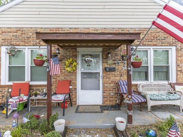 2292 LEE HWY, MOUNT SIDNEY, VA 24467