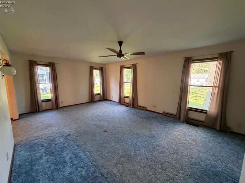 527 Washington Avenue, Huron, OH 44839 Photo 17