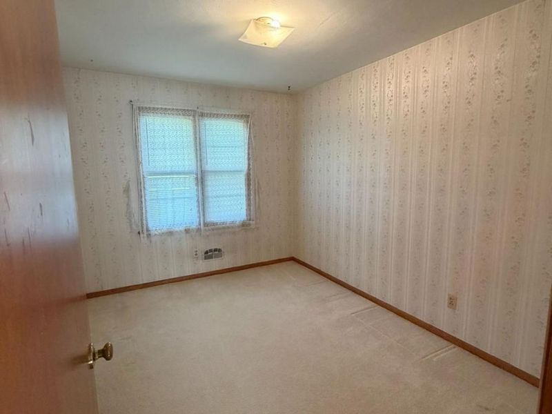 527 Washington Avenue, Huron, OH 44839 Photo 9
