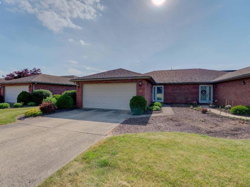 212 Crestwood, Willard, OH 44890 Photo 33