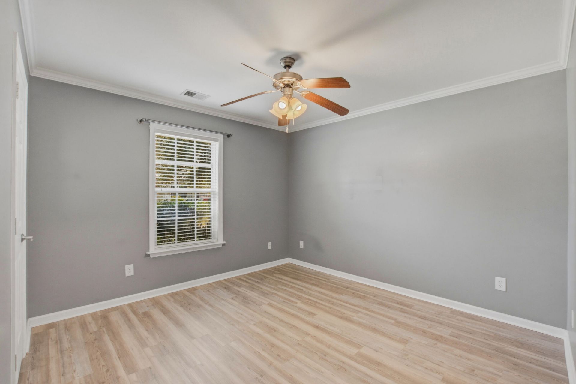 415 Black Horse Road Photo 19