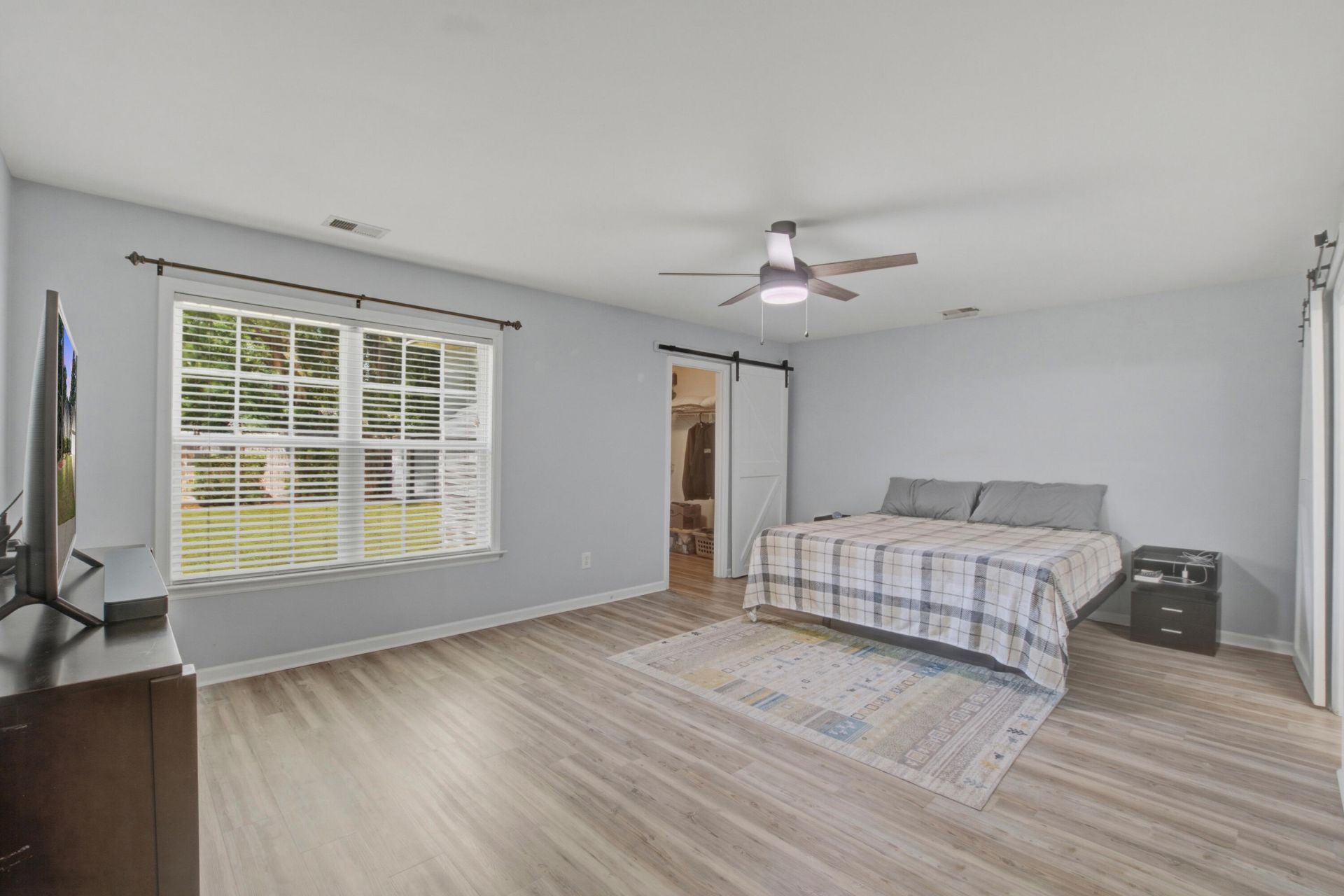 415 Black Horse Road Photo 22