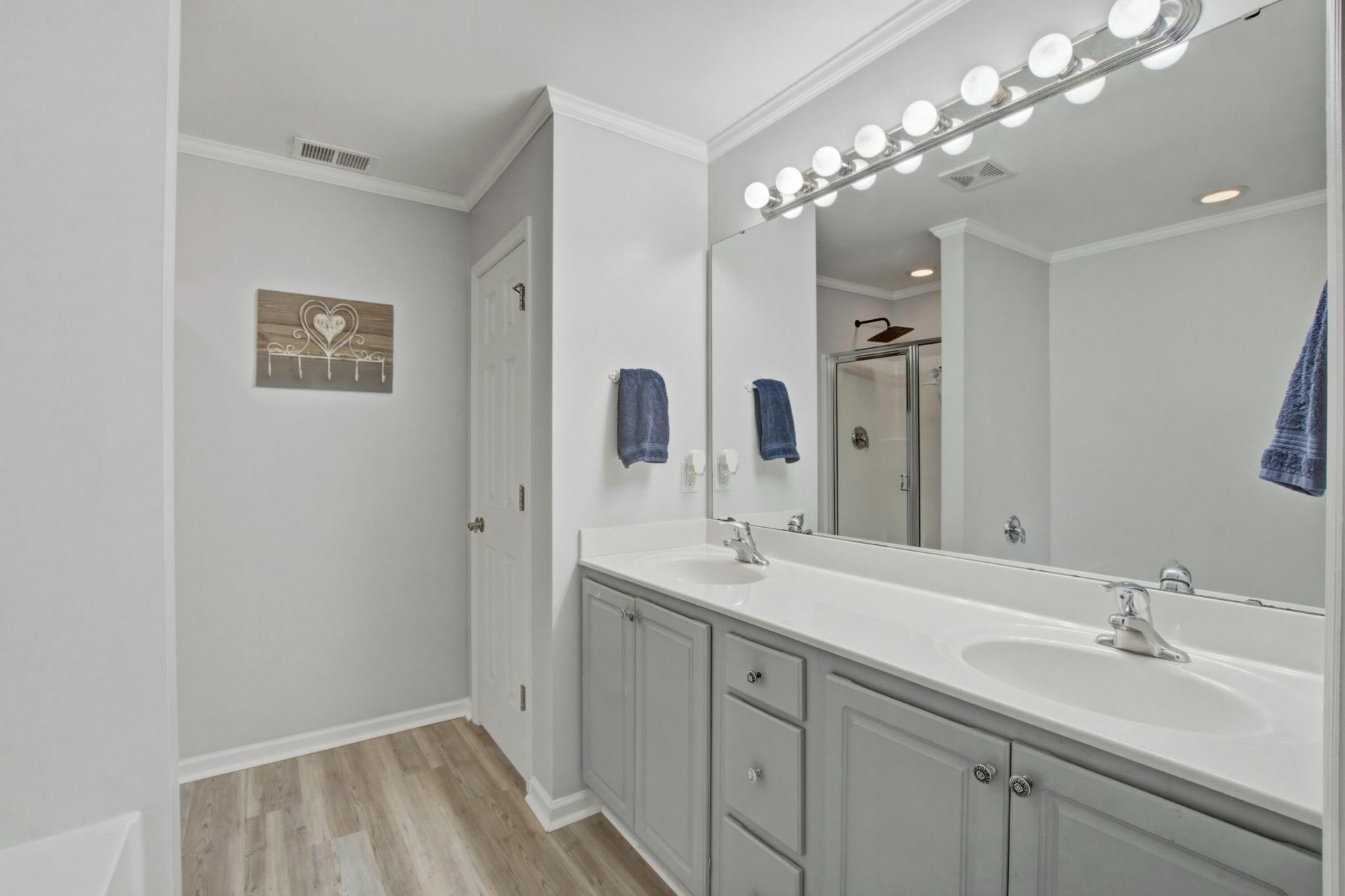 415 Black Horse Road Photo 28