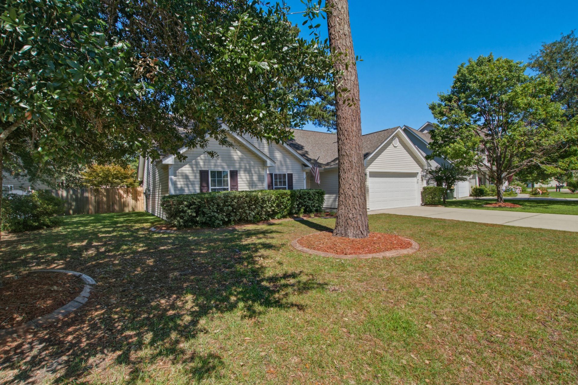 415 Black Horse Road Photo 4