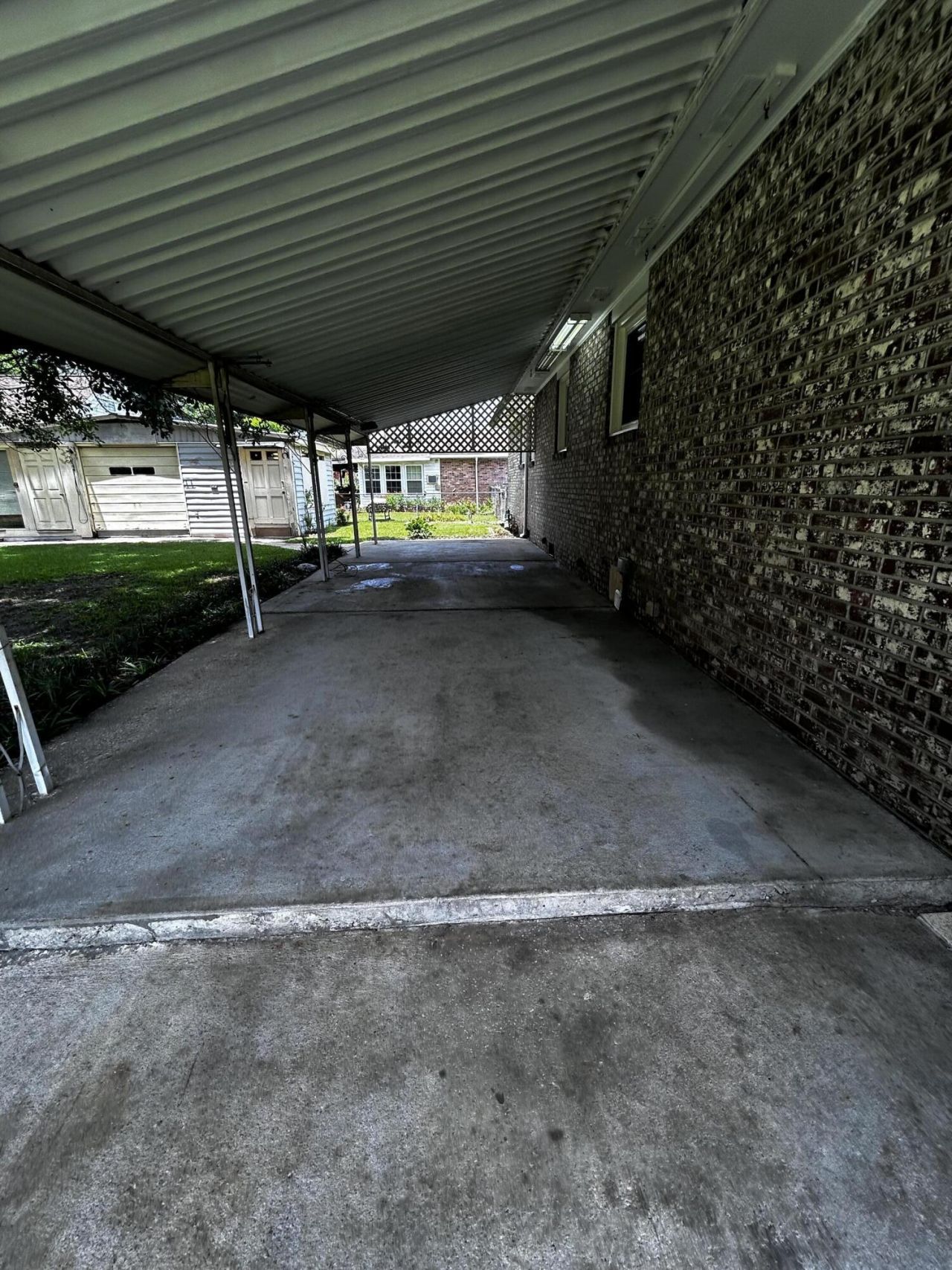 4722 Foxwood Drive Photo 16