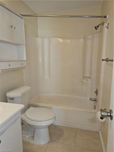 8101 Country Rd , Unit 201, Fort Myers, FL 33919 Photo