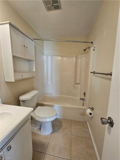 8101 Country Rd , Unit 201, Fort Myers, FL 33919 Photo