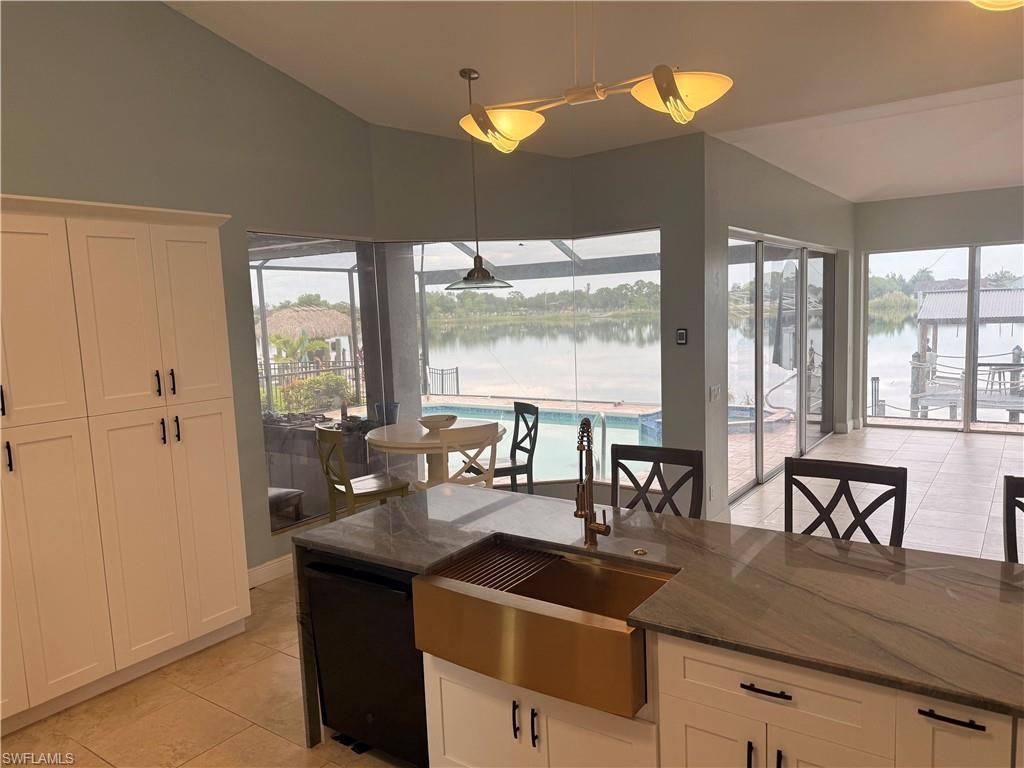 247 SE 6th St, Cape Coral, FL 33990 Photo