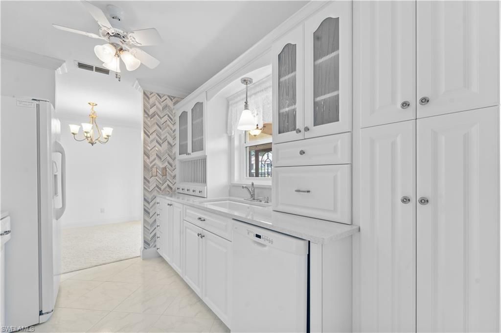 8382 Charter Club Cir , Unit 4, Fort Myers, FL 33919 Photo