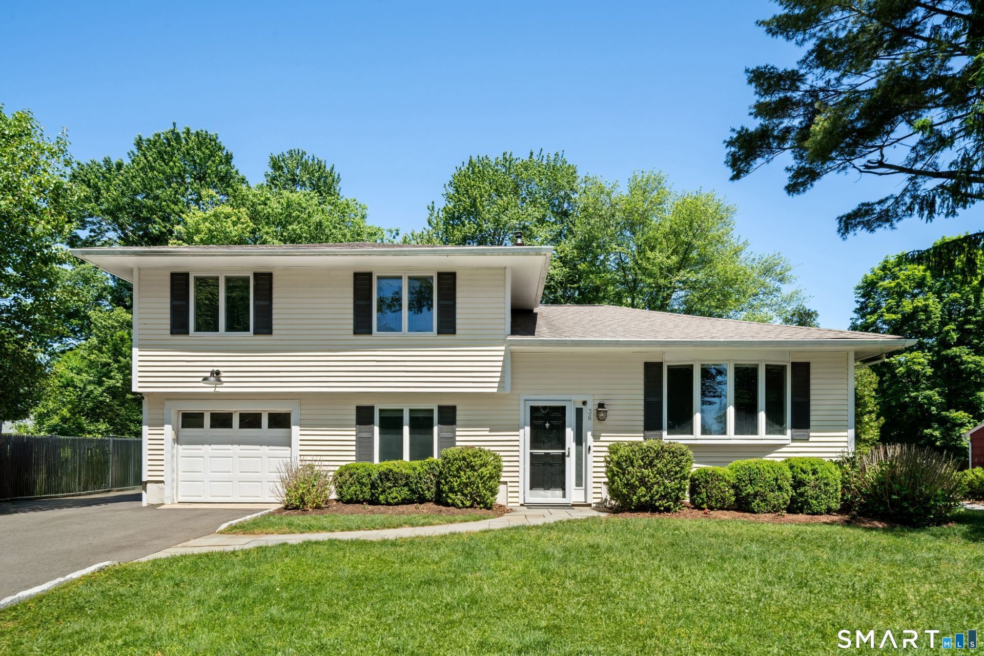36 Fillow, Westport, CT 06880 Main Photo