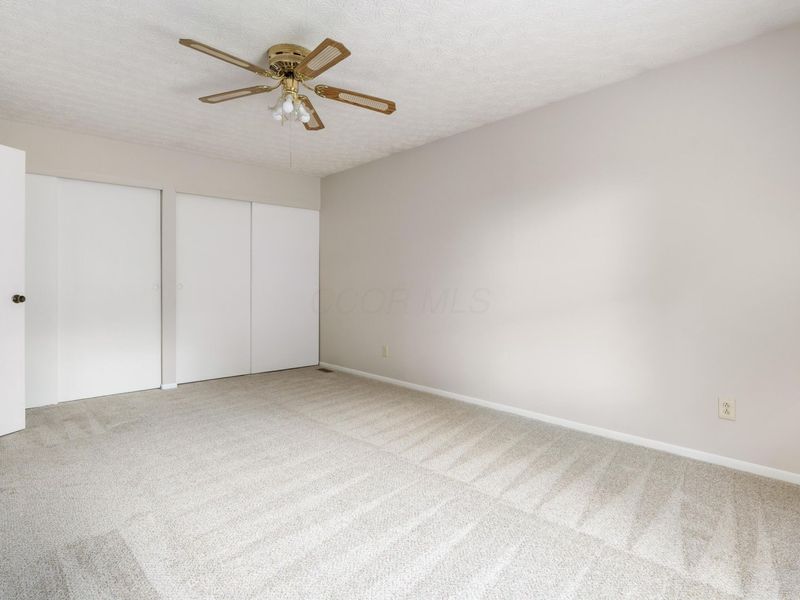 1953 Starbridge Court , Columbus, OH 43235 Photo 21