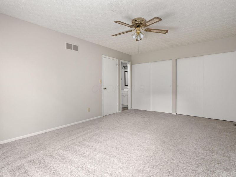 1953 Starbridge Court , Columbus, OH 43235 Photo 22