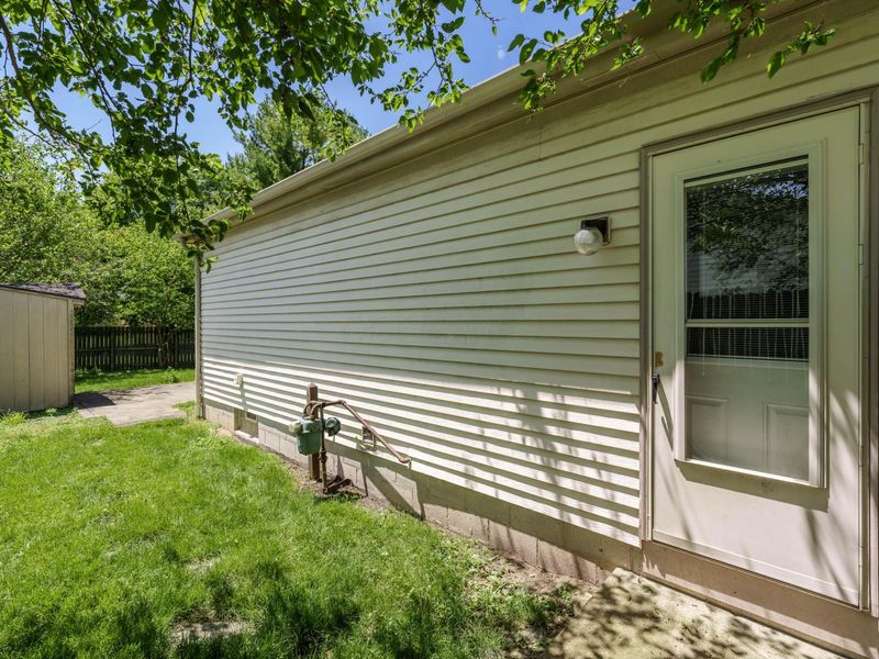 1953 Starbridge Court , Columbus, OH 43235 Photo 30