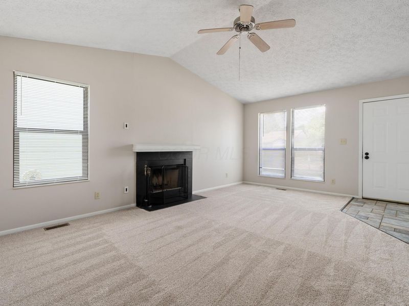 1953 Starbridge Court , Columbus, OH 43235 Photo 6