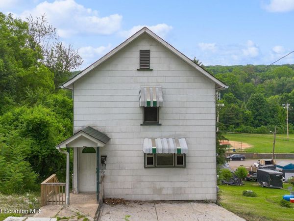 518 Meadow Avenue, Scranton, PA 18505