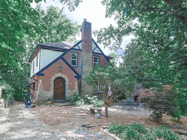 1649 Robinson Circle, Cincinnati, OH 45223