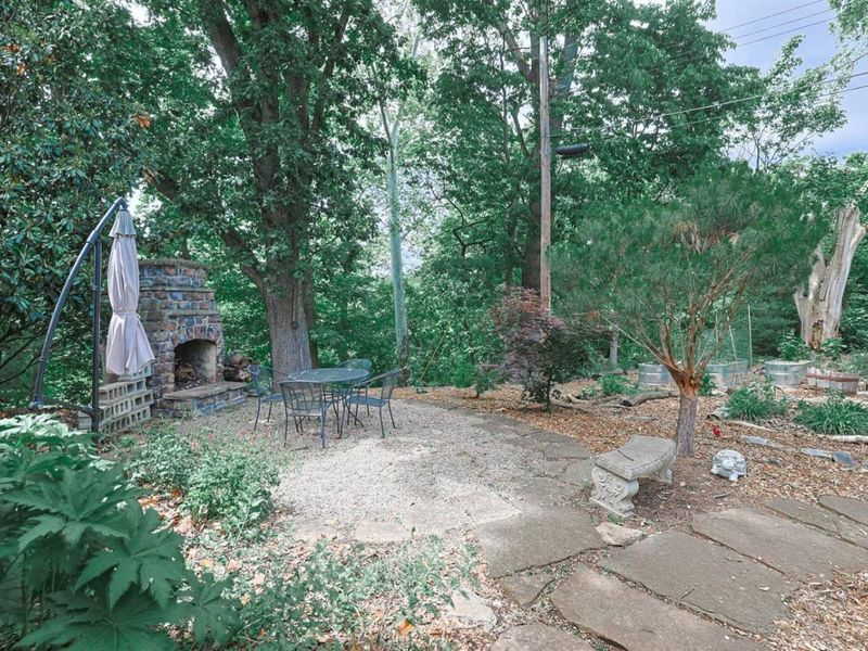 1649 Robinson Circle, Cincinnati, OH 45223 Photo 36