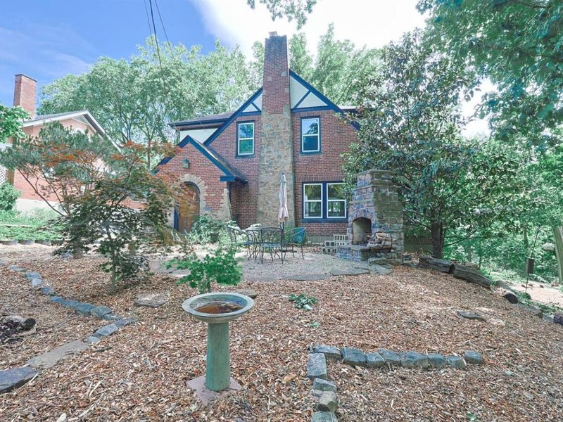 1649 Robinson Circle, Cincinnati, OH 45223 Photo 39