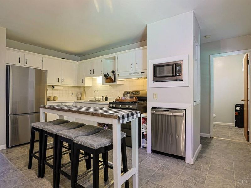 10753 Valiant Drive, Colerain Township, OH 45231 Photo 9