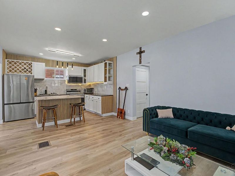 2855 Shaffer Avenue, Cincinnati, OH 45211 Photo 8