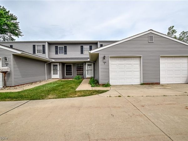 7982 Colonial Drive, Unit C, Mentor, OH 44060