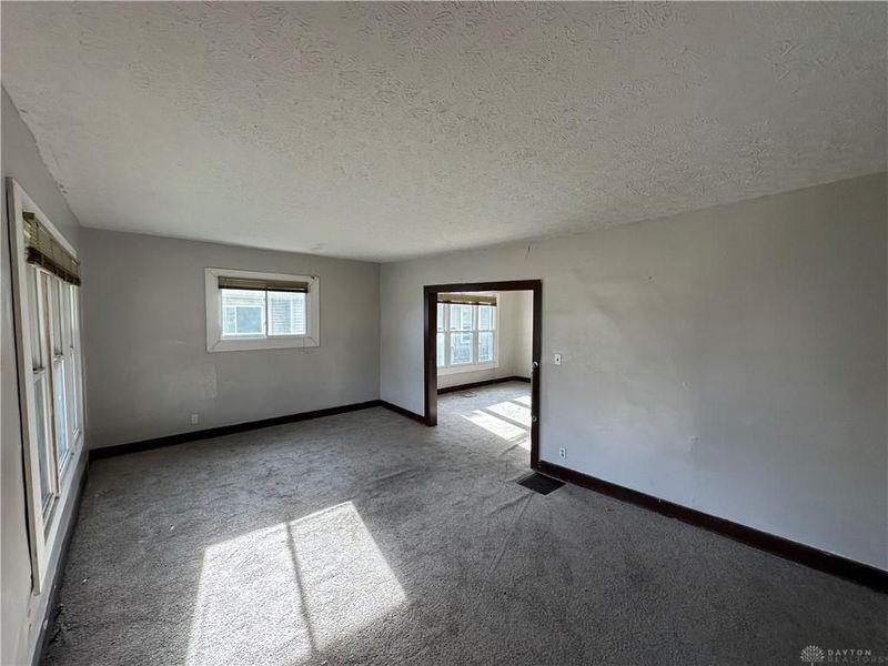 845 Osmond Avenue, Dayton, OH 45402 Photo 2