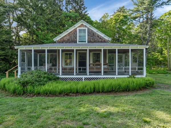 41 Charleston Road , Chebeague Island, ME 04017