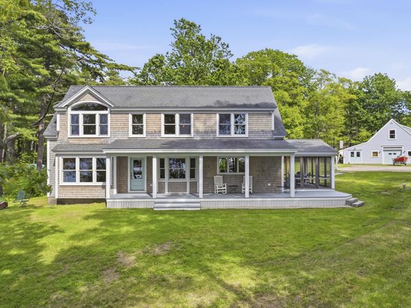 10 Chickadee Lane , Freeport, ME 04032
