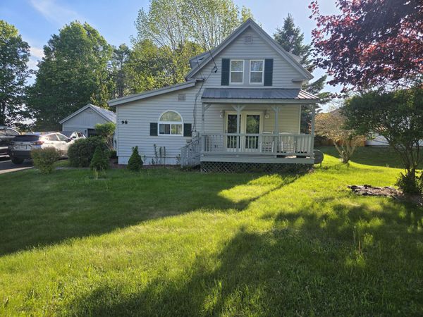 98 Fairview Avenue , Dover-Foxcroft, ME 04426