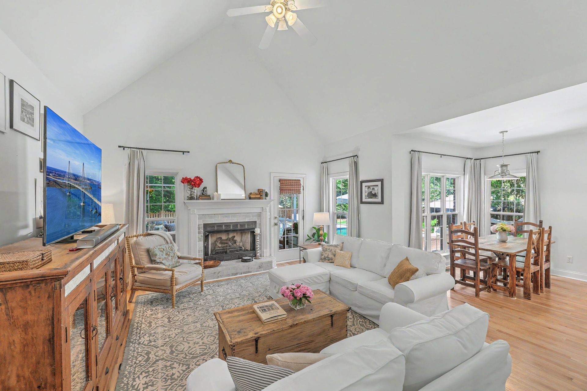 1503 Congressional Boulevard Photo 14